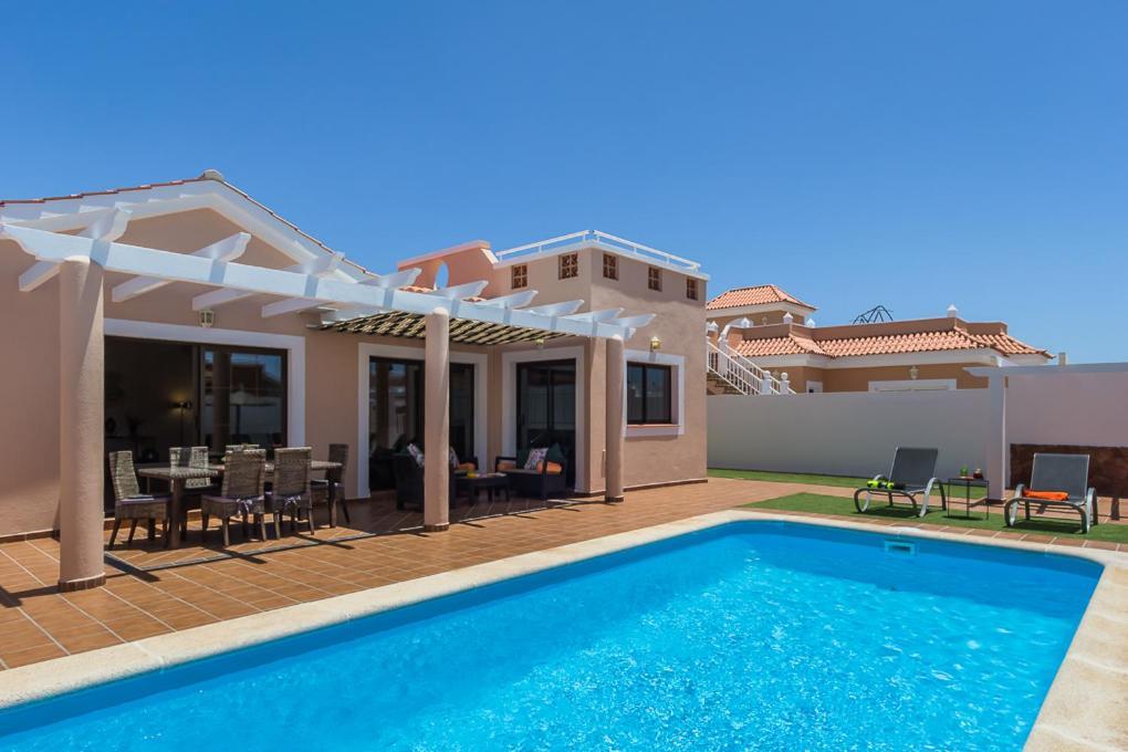 Villa With Private Pool, Near Beach And Golf Caleta De Fuste- Villa Charlotte Costa De Antigua Ngoại thất bức ảnh