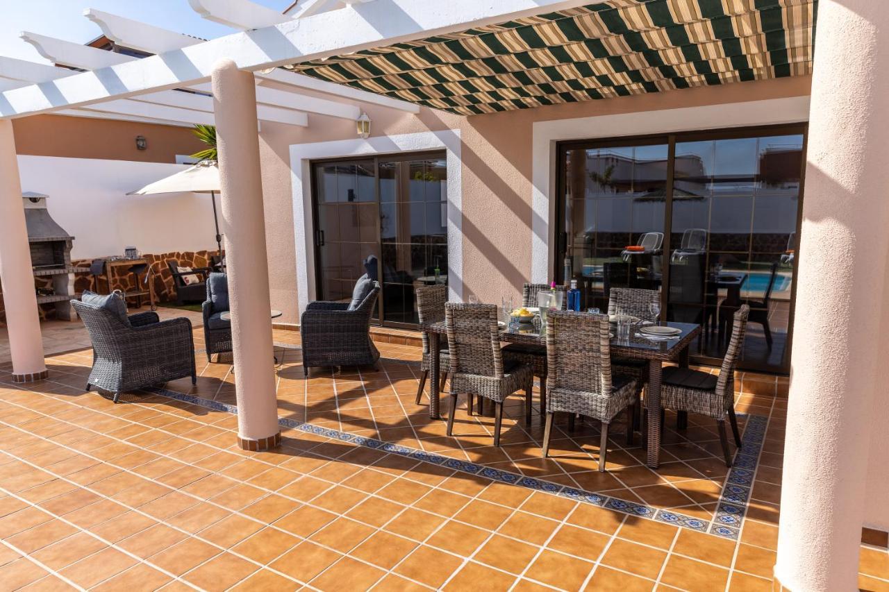 Villa With Private Pool, Near Beach And Golf Caleta De Fuste- Villa Charlotte Costa De Antigua Ngoại thất bức ảnh